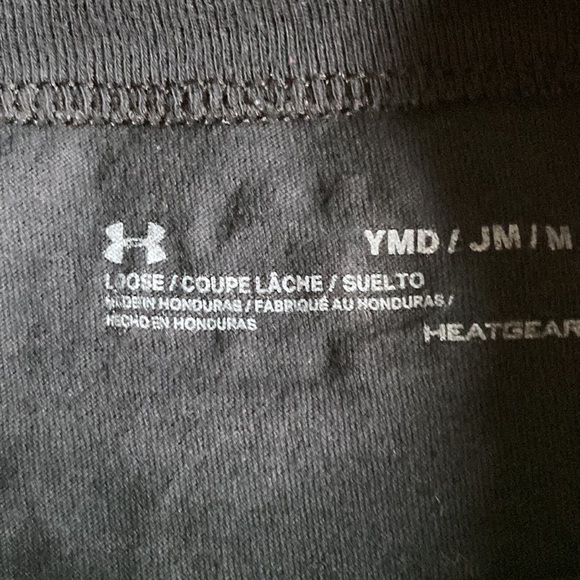 UA tee shirt - Picture 2 of 3